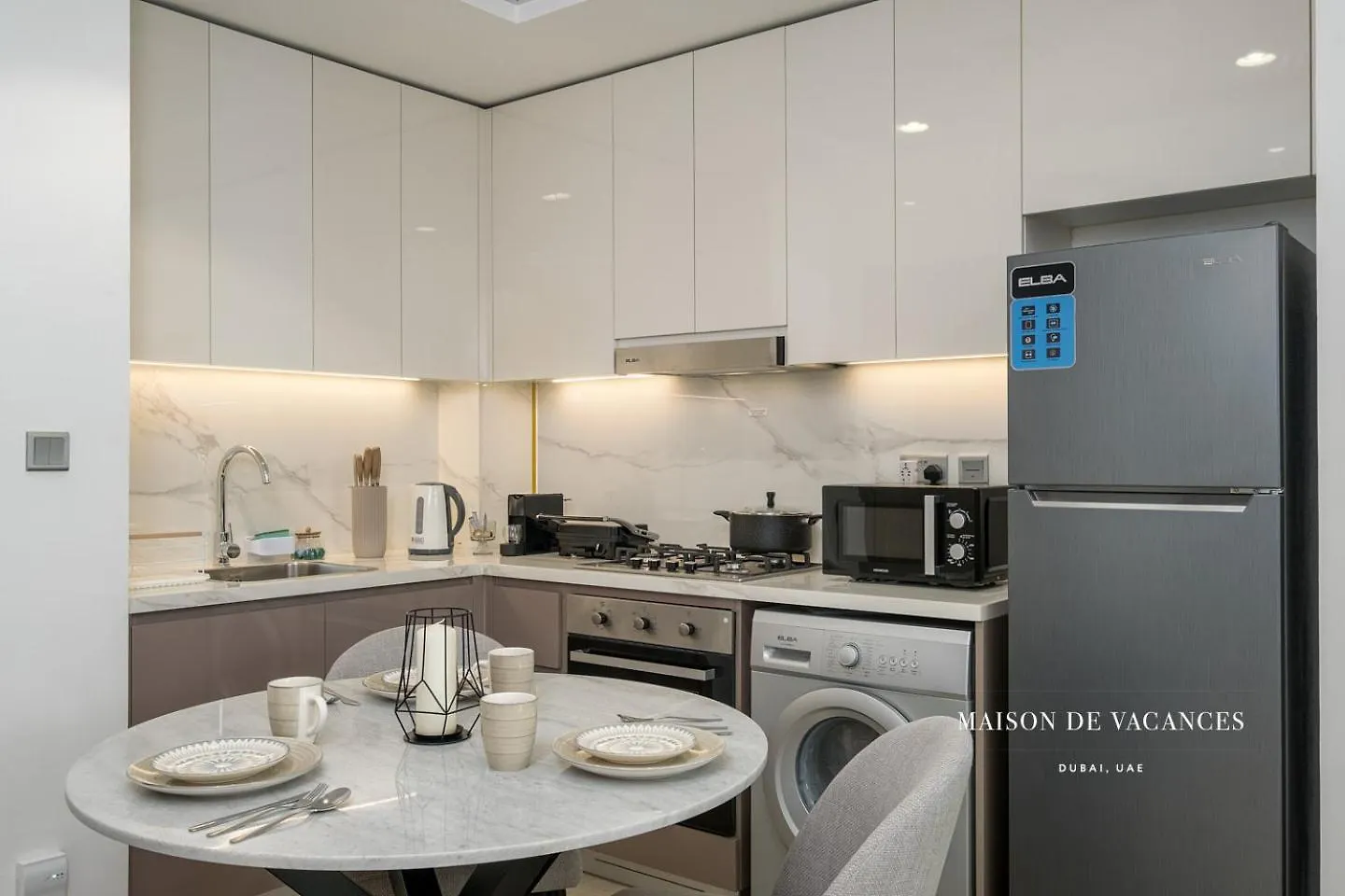 Apartment Spacious Corner 1 Bedroom 10Mins From Dubai Mall