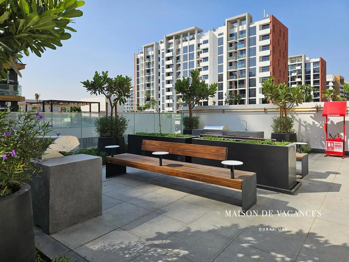 Spacious Corner 1 Bedroom 10Mins From Dubai Mall Apartment